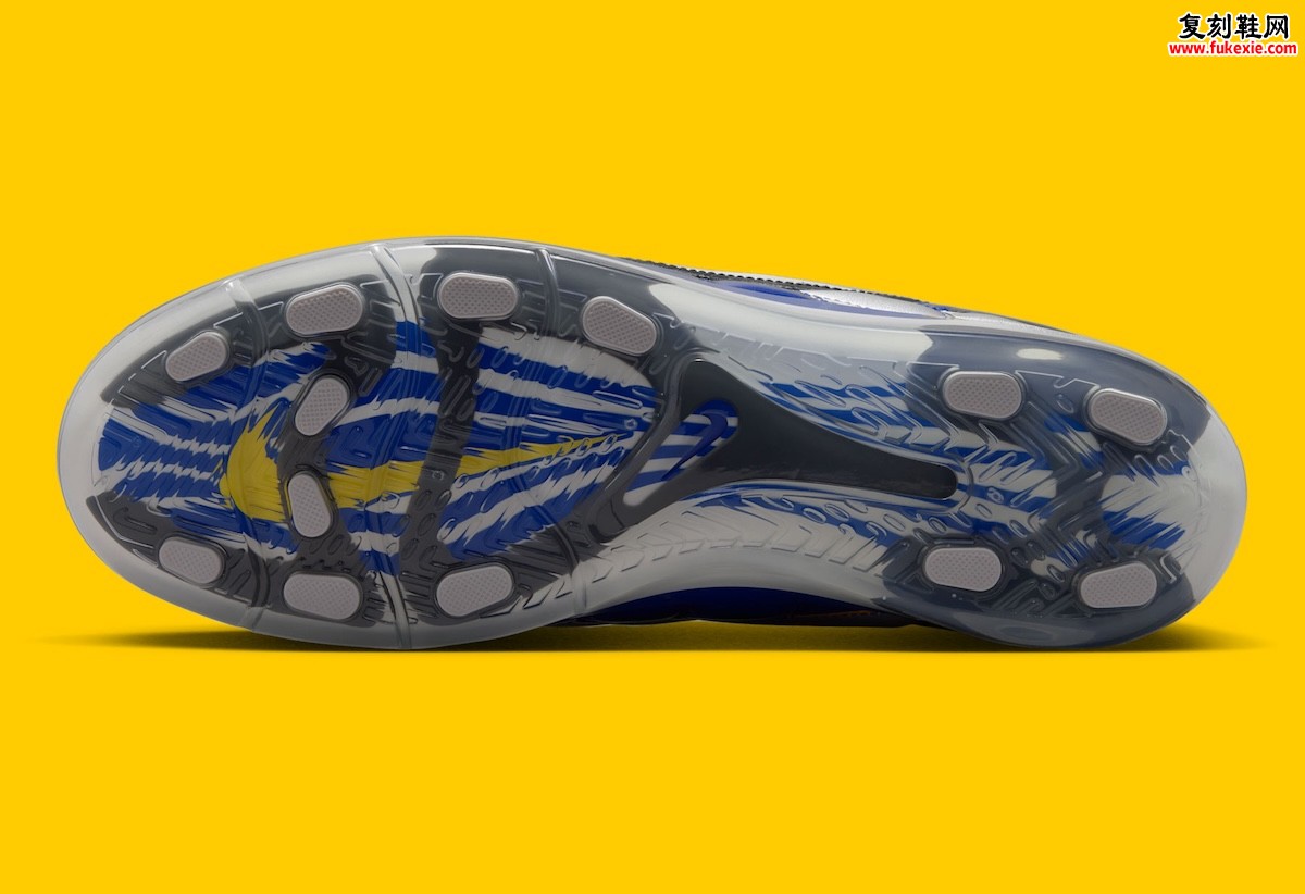 致敬1998罗纳尔多战靴，Nike Cryoshot Mercurial Vapor R9 生活鞋款2026世界杯期间发售$200