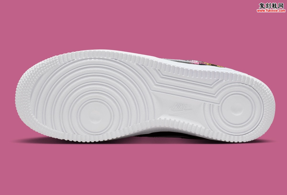 耐克Air Force 1 Low “静待繁花” 2026春季回归:黑色基底上的手绣花卉与隽永诗意