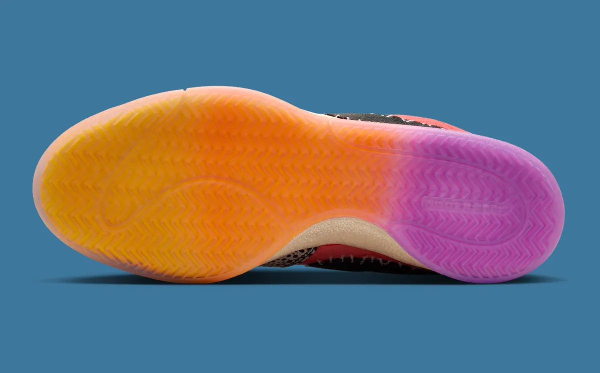 耐克Book 1「What The」限量1996双发售 德文·布克初代签名鞋收官之作