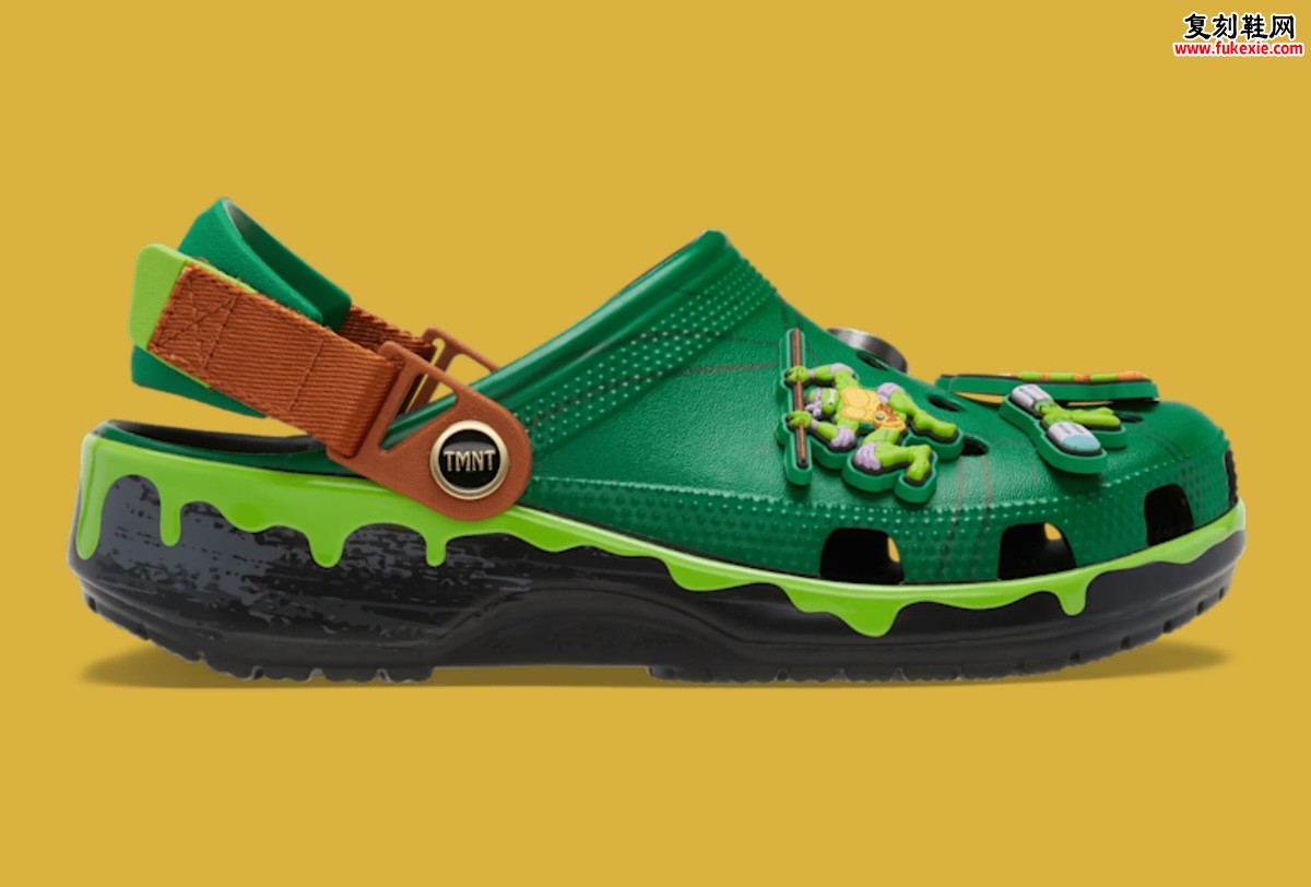 忍者神龟 x Crocs 联名洞洞鞋，绿色龟壳鞋面与施莱德金属盔甲双款齐发，附赠角色智必星