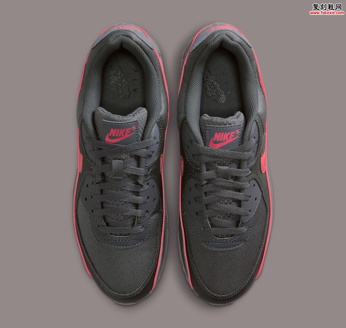 Nike Air Max 90“铁灰红”2025秋日登场,经典跑鞋焕新演绎低调高级感