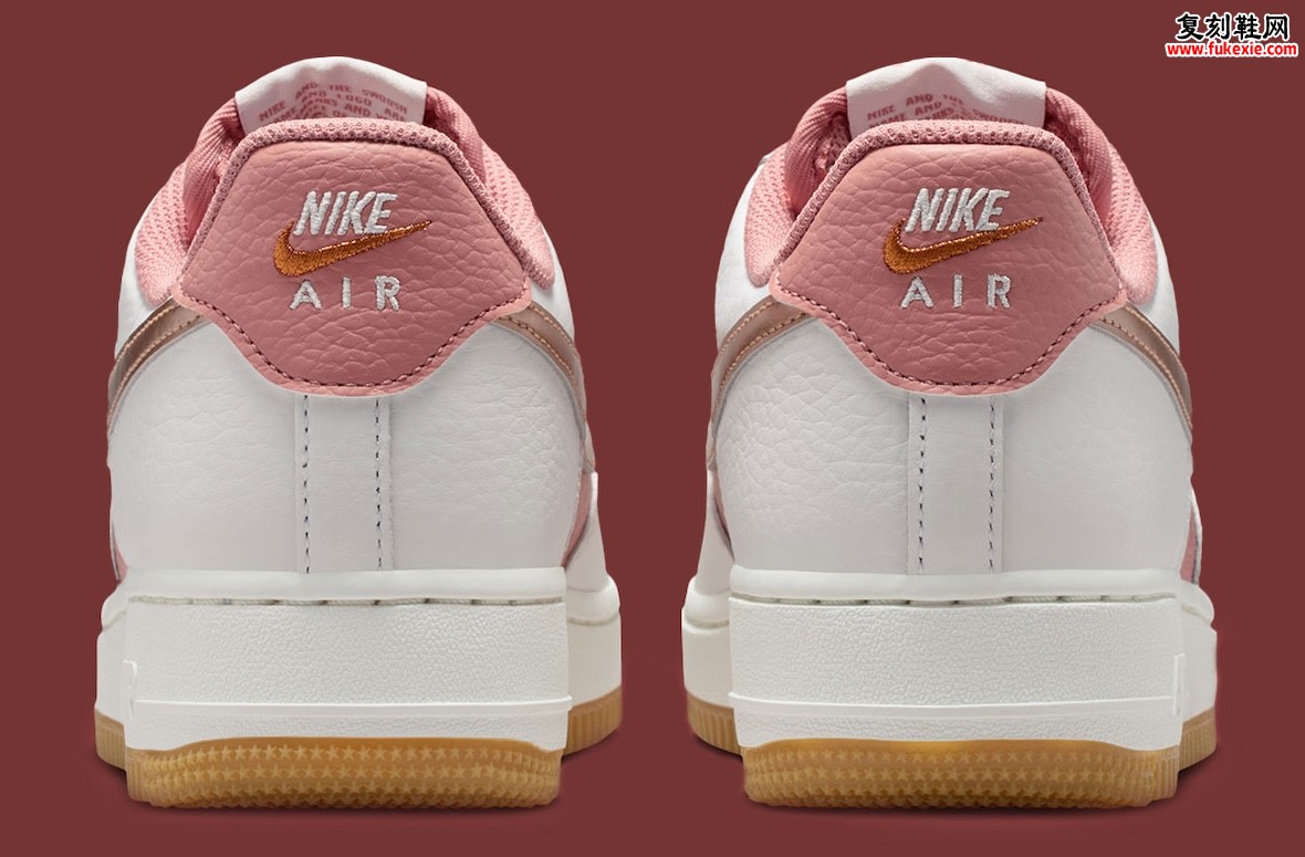Nike Air Force 1 Low “Rust Pink” “铁锈粉/峰白”配色前瞻:以仿旧皮革与金属细节演绎2026春季低调美学