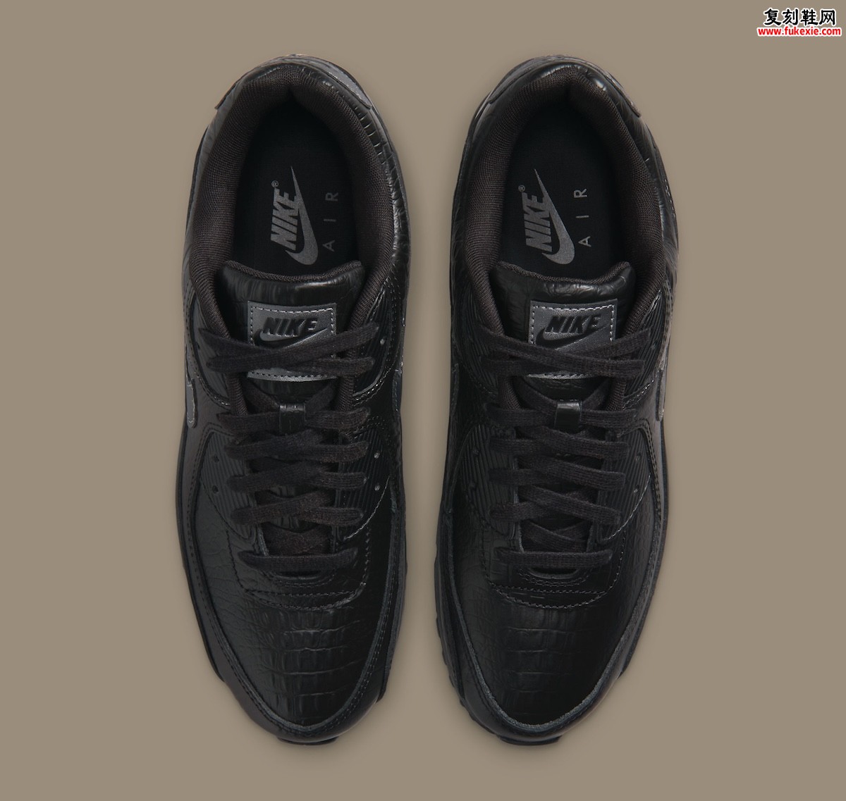 Nike Air Max 90 ‘Black Croc’ 暗黑鳄鱼纹理 6.29日低调发售 全面深度评测前瞻插图3 Nike Air Max 90 'Black Croc' 暗黑鳄鱼纹理 6.29日低调发售 全面深度评测前瞻