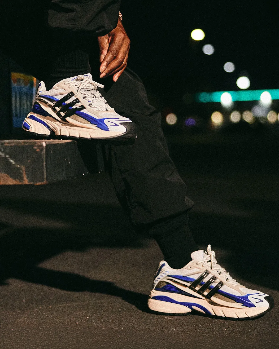 Pharrell x adidas Jellyfish “Blue”引爆拉斯维加斯,Jellyfish“蓝”限定登场引爆球鞋圈