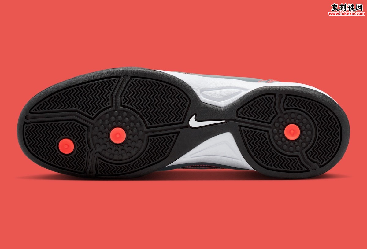 Nike Total 90 III Blends “Smoke Grey” and “Bright Crimson” “烟灰/亮绯红” 配色经典复刻