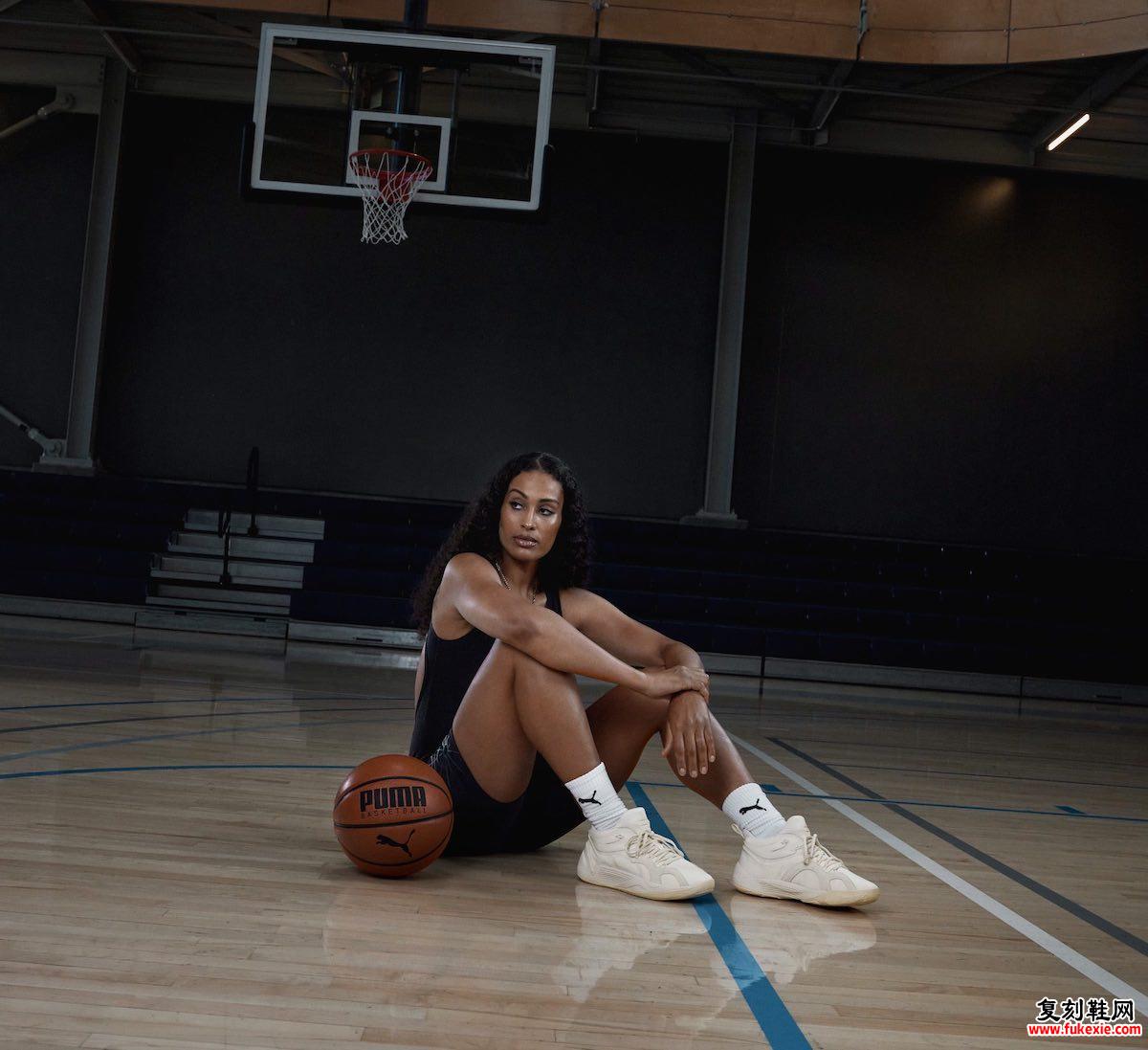 SKYLAR DIGGINS-SMITH X PUMA TRC BLAZE COURT NU 将于 9 月 25 日发售