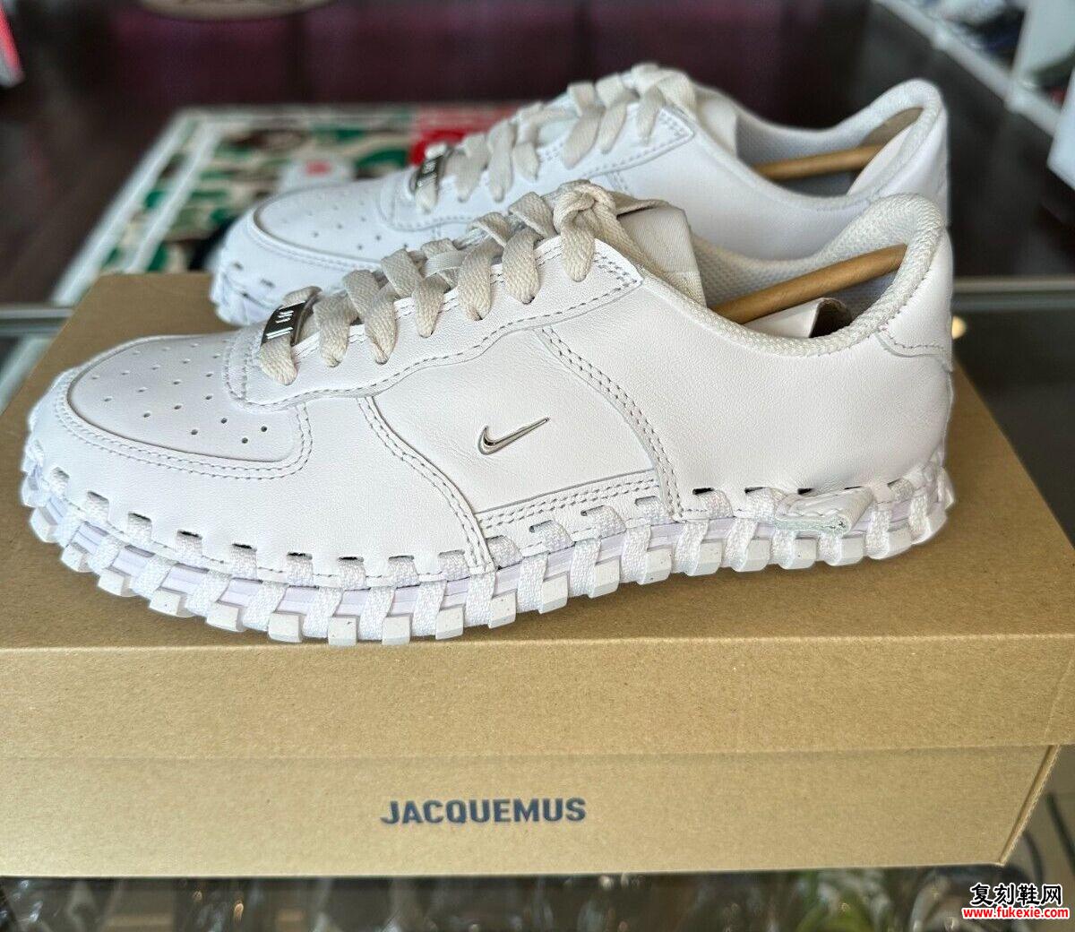 抢先欣赏 JACQUEMUS X NIKE J FORCE 1 LOW “WHITE WOVEN”