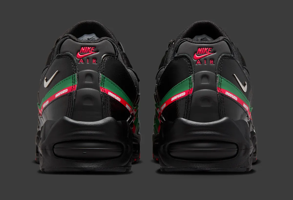 Undefeated联名耐克Air Max 95黑色款 红绿赛车条纹致敬30周年