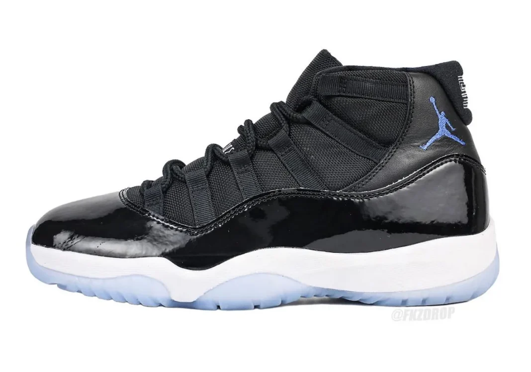 Air Jordan 11 “Space Jam” 2026 年终复刻回归：忠于经典胶底，成人款微涨至 255 美元