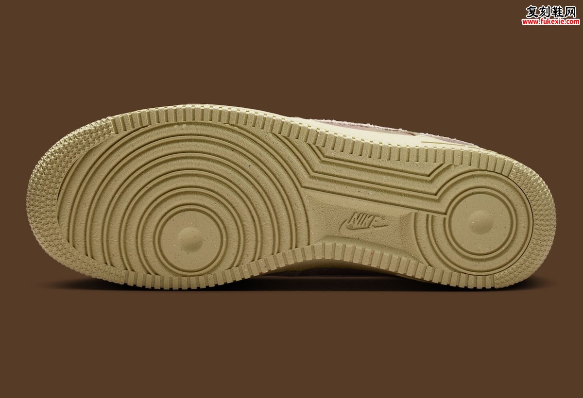 Nike Air Force 1 Low “Asparagus” ‘芦笋’ 配色以迷彩帆布与毛绒细节诠释低调个性