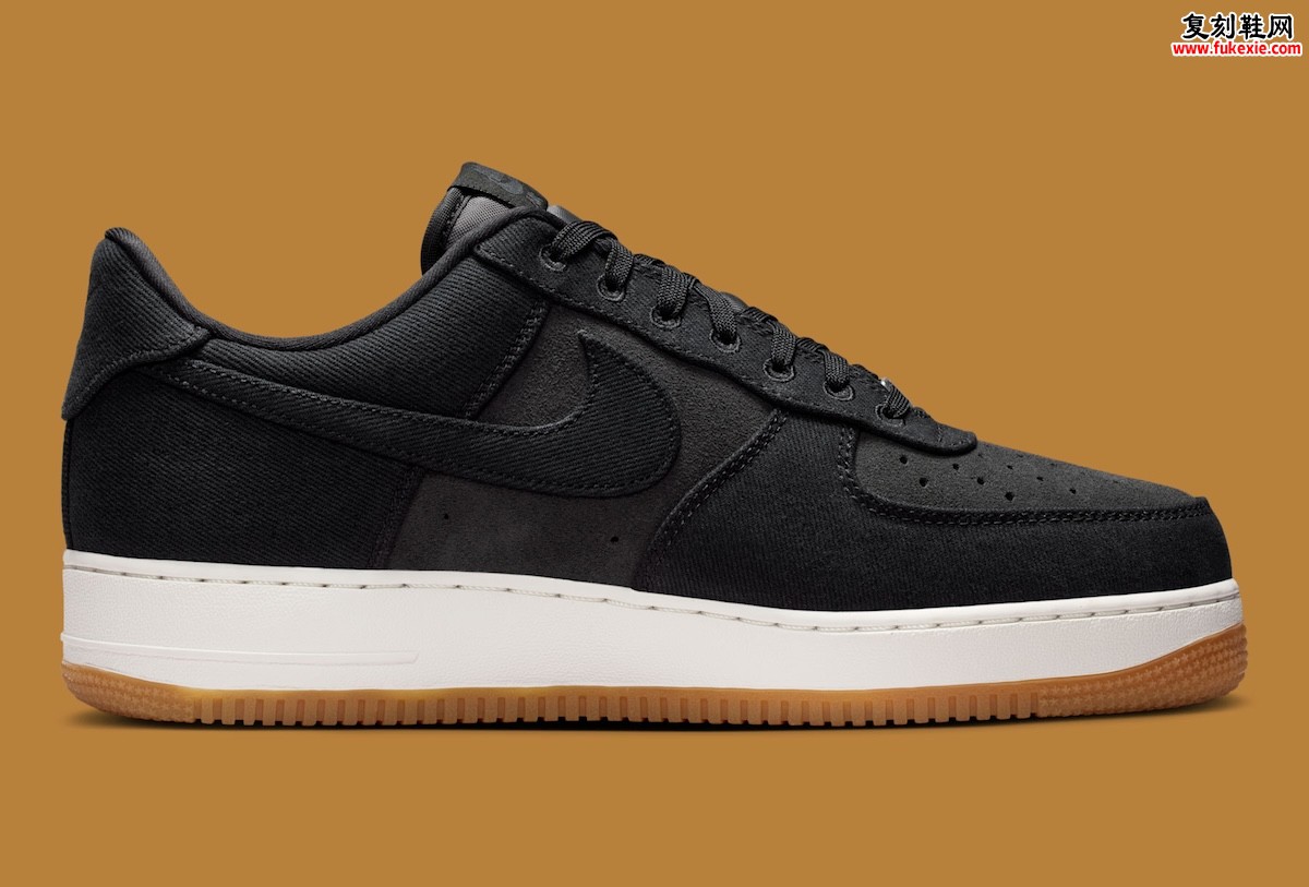 Nike Air Force 1 Low “Black Canvas” 帆布黑魂 以哑光质感重塑全黑经典夏日松弛感
