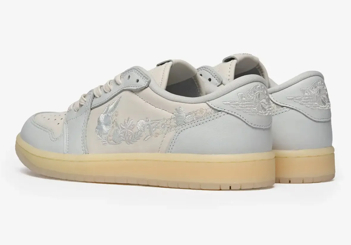 春日刺绣兔影：Air Jordan 1 Low OG “Floral Swoosh” 2026年三月发售