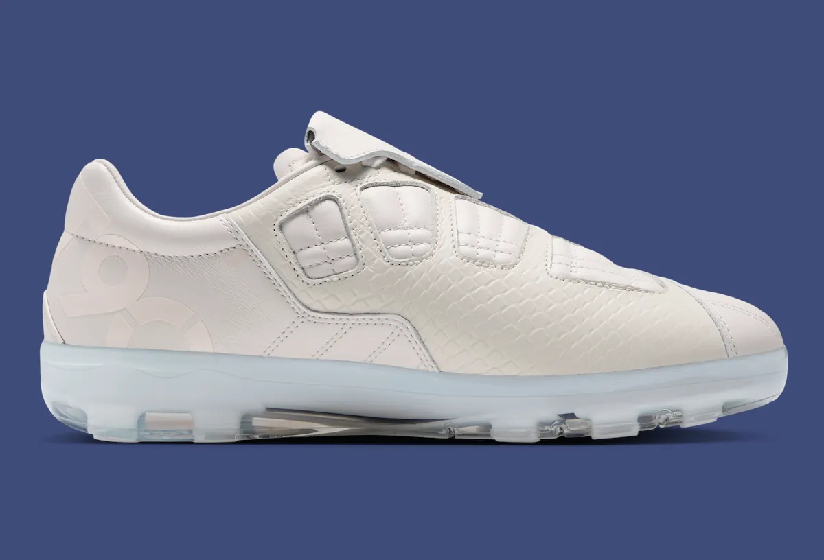 文班亚马联名Nike Atelier Total 90 “Sail” 7月20日预售,顶级工坊重塑T90 Laser III足球靴传奇插图2 文班亚马联名Nike Atelier Total 90 “Sail” 7月20日预售,顶级工坊重塑T90 Laser III足球靴传奇