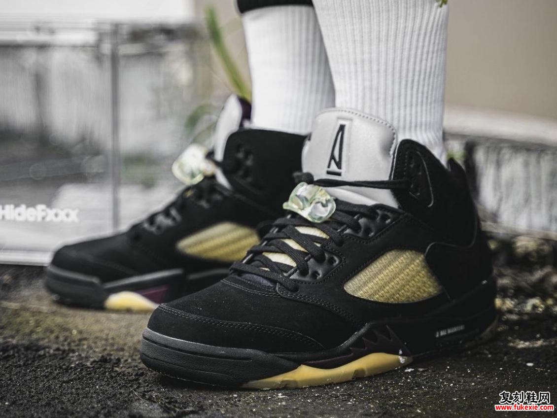 仔细看看 A MA MANIÉRE X AIR JORDAN 5 “BLACK” 货号：FD1330-001