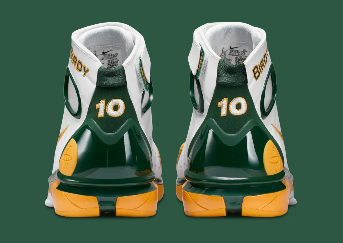 苏·伯德专属战靴回归:Nike Air Zoom Huarache 2K4 PE 白绿金配色致敬西雅图风暴插图3 苏·伯德专属战靴回归:Nike Air Zoom Huarache 2K4 PE 白绿金配色致敬西雅图风暴
