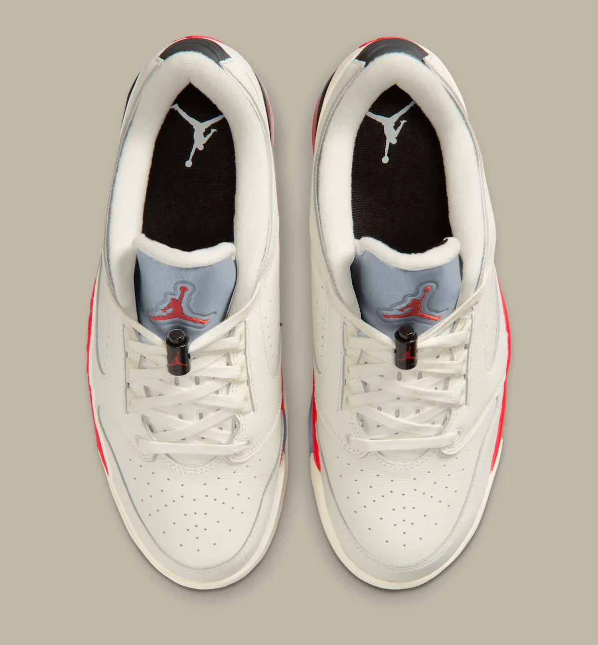 六十分之夜的基因重组:Jordan Sixty Plus Low ‘帆白/火红’ 以低帮形态续写混合传奇