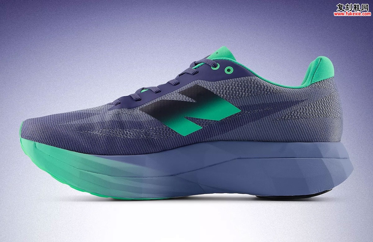 New Balance × TAG Heuer 联名跑鞋10月8日发售 搭载FuelCell科技售价280美元