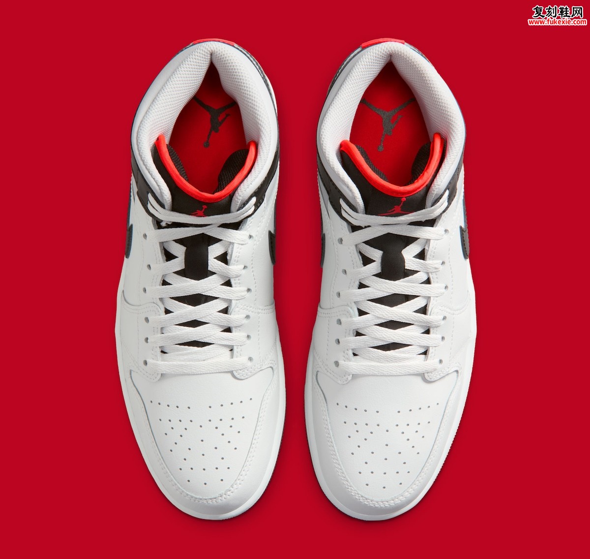Air Jordan 1 Mid “Summit White/Infrared 23”“峰白/红外23” 以点睛之笔重塑经典轮廓