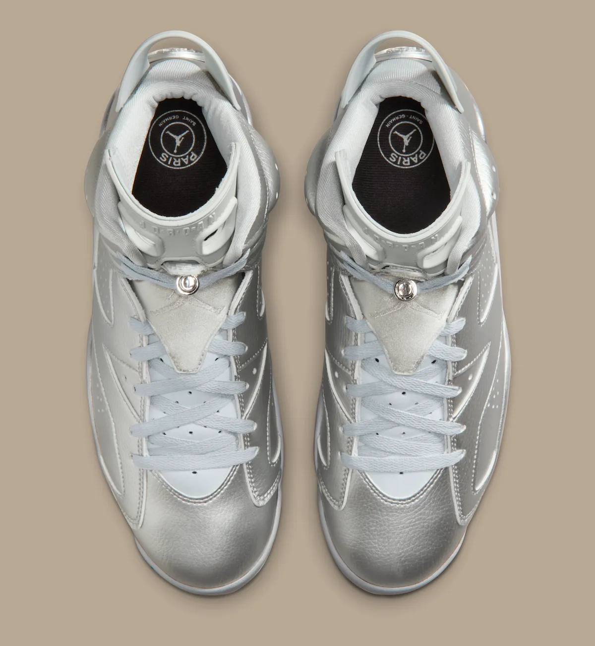 巴黎圣日耳曼联名Air Jordan 6 “金属银” 配色发布:致敬合作历史与经典鞋款三十五周年