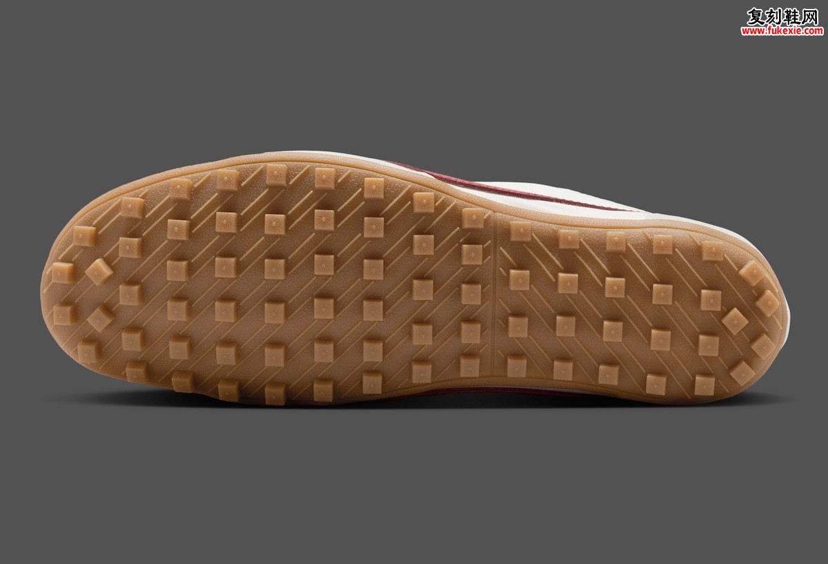 Nike Moon Shoe ‘Summit White/Team Crimson’ 复刻1972年的登月时刻