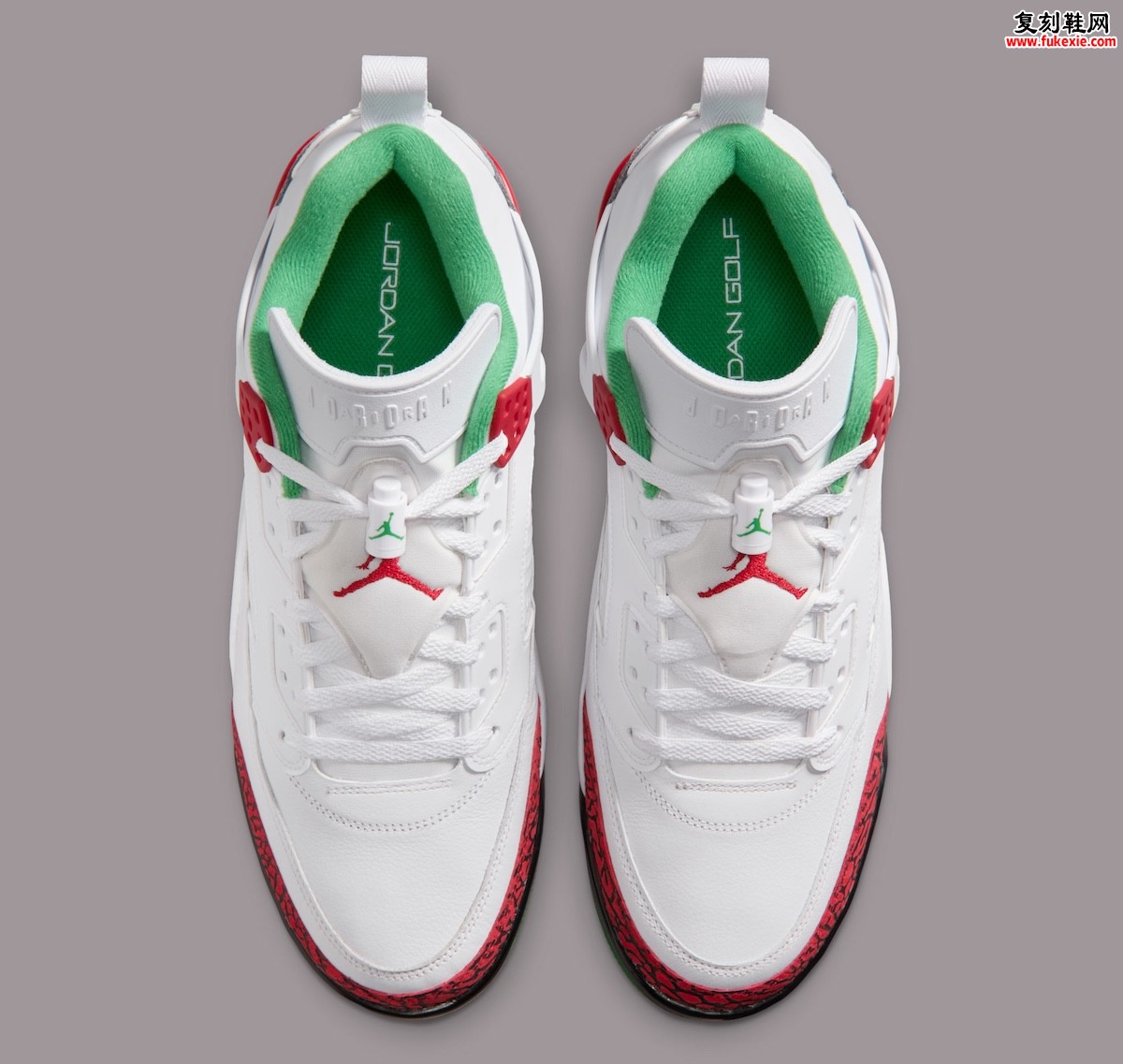 跨界漫步绿茵场:Jordan Spizike Low Golf 以经典轮廓与无钉大底融合街头与高尔夫基因