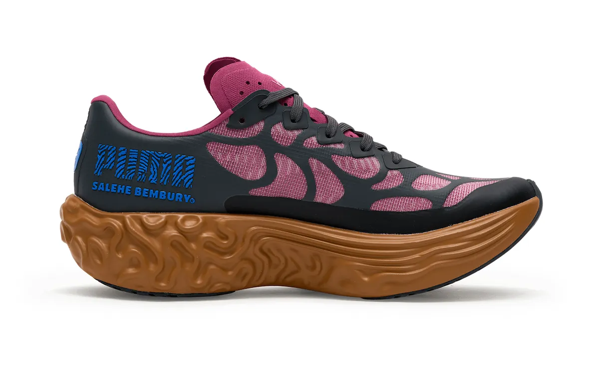 在喧嚣中开辟静默：Salehe Bembury x PUMA Velum ‘Magenta Gleam’ 以深紫辉光定义新赛道