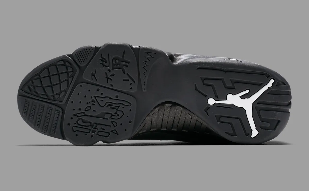 俄勒冈鸭队PE配色影子：Air Jordan 9 “Anthracite” 虽已停产仍可二级市场寻