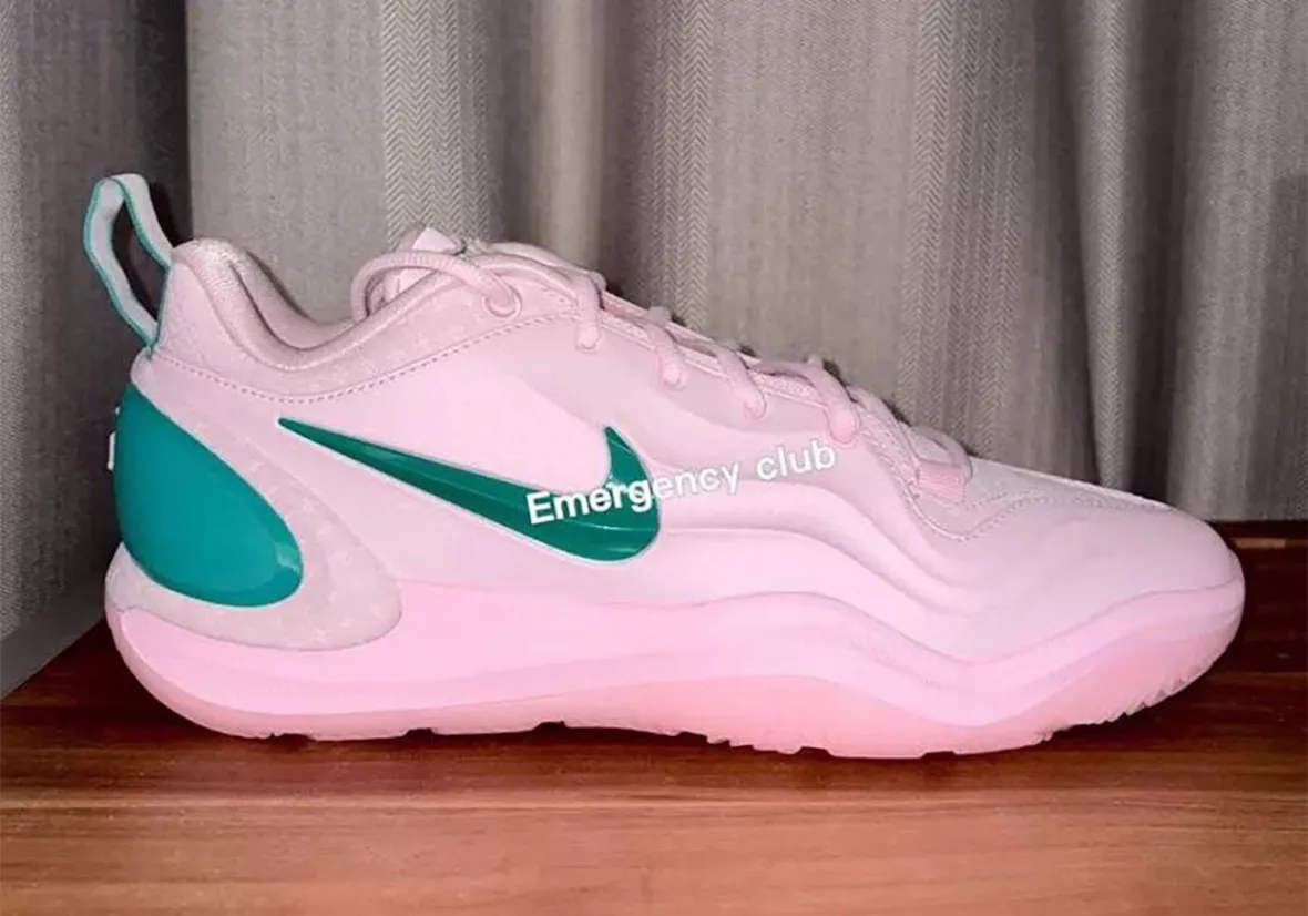 Nike A’Two “AKA” 粉绿配色致敬 A’ja Wilson 姐妹会情谊，2026年7月8日正式发售缩略图