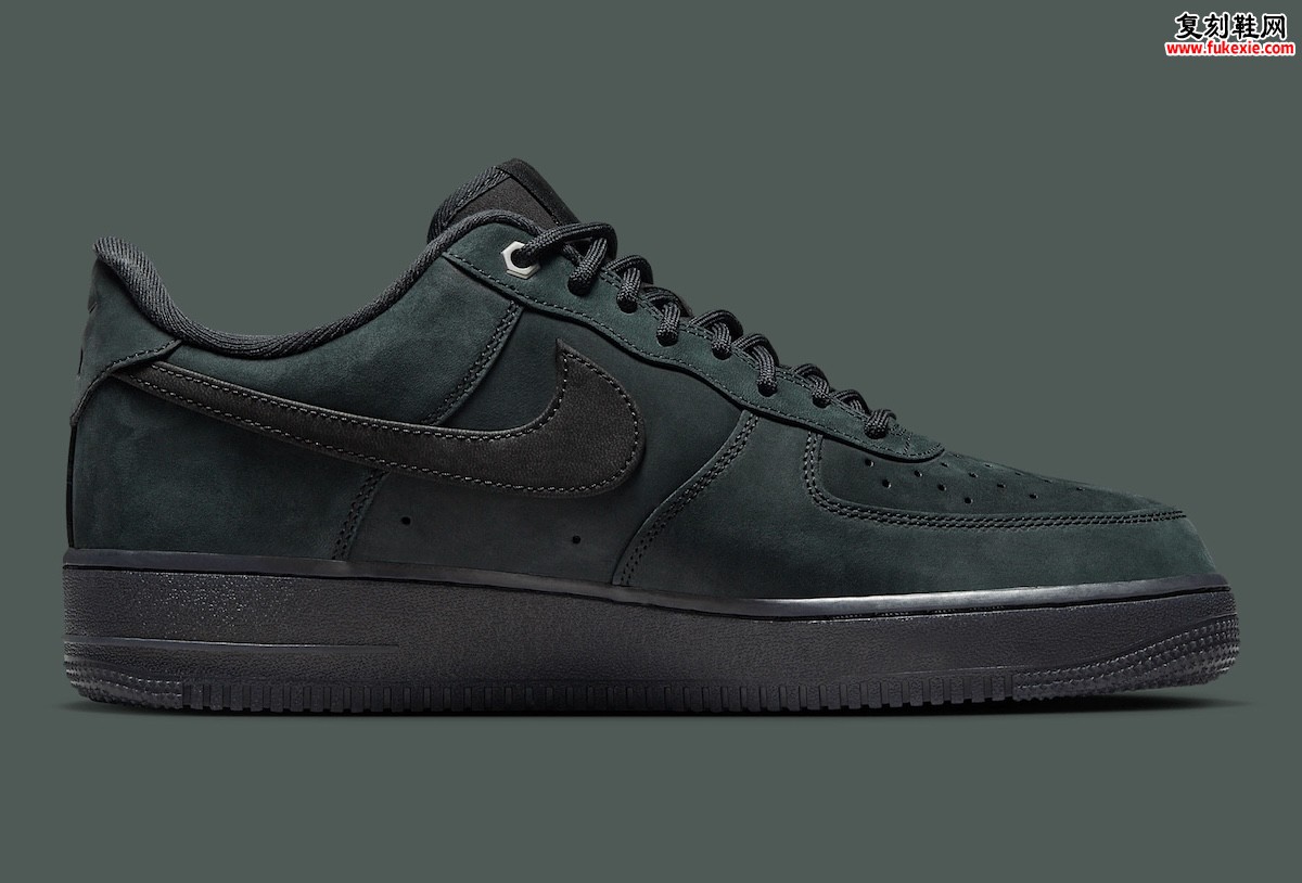 Nike Air Force 1 Low “Black Nubuck” 2025秋季重磅登场！Nike Air Force 1黑麂皮款即将发售