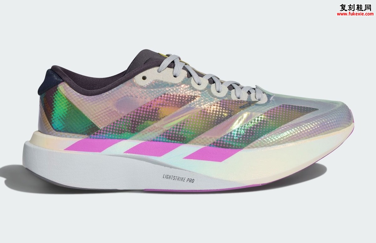 adidas Evo SL ‘Chinese New Year’ 以虹彩渐变与马毛细节演绎农历新年静谧美学