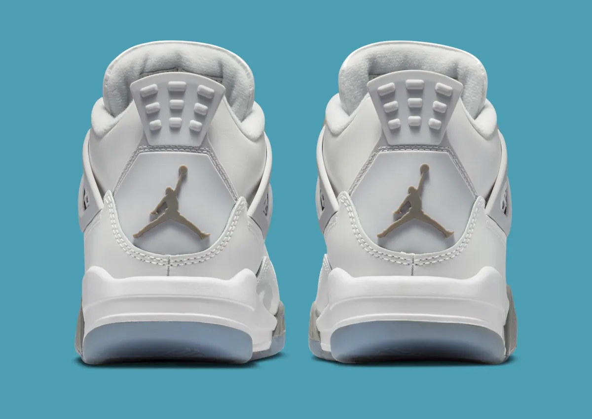 专为少年打造的冠军基因！Air Jordan 4 GS“蓝霜”11月1日登场，冰感设计致敬伟大
