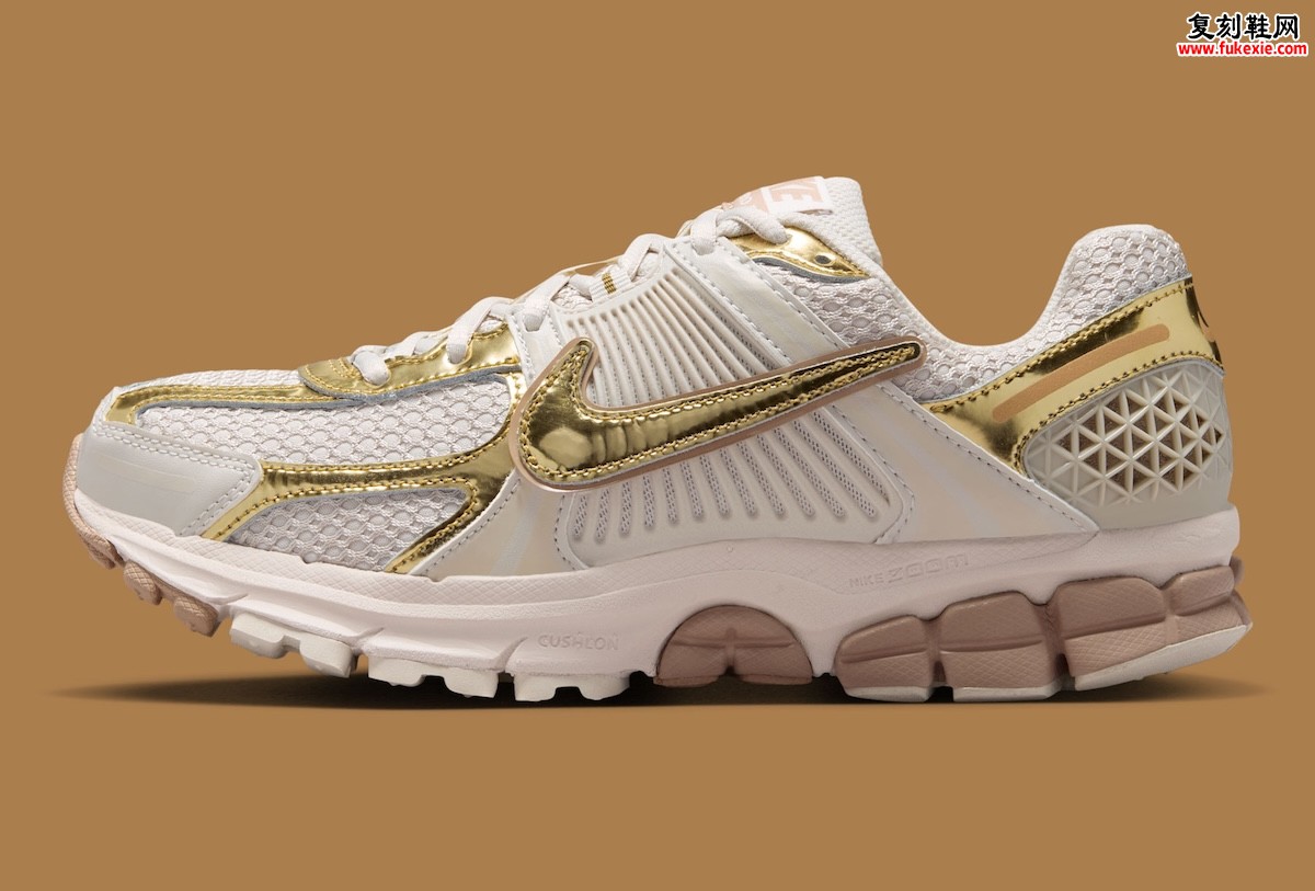 Nike Zoom Vomero 5 “Metallic Gold” 金属质感加持 Y2K 复古跑鞋,2026 夏季发售定价 170 美元插图1 Nike Zoom Vomero 5 “Metallic Gold” 金属质感加持 Y2K 复古跑鞋,2026 夏季发售定价 170 美元