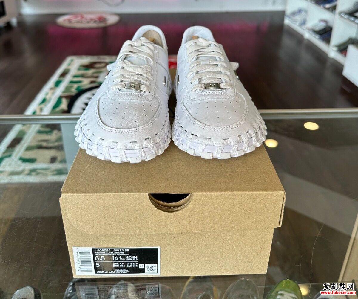 抢先欣赏 JACQUEMUS X NIKE J FORCE 1 LOW “WHITE WOVEN”