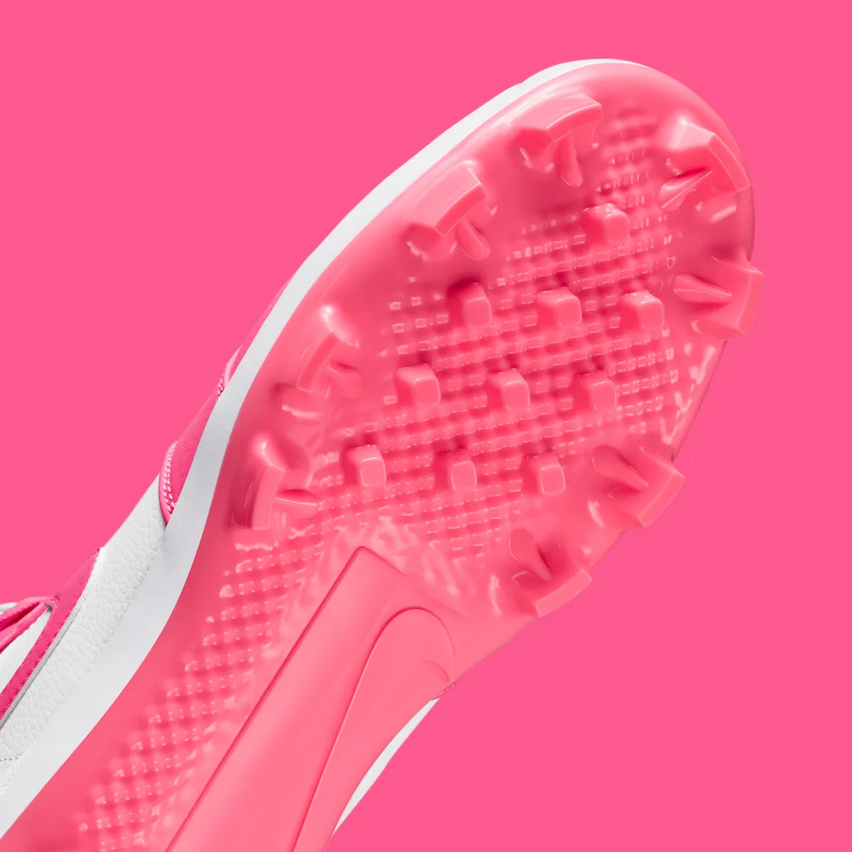 Air Jordan 1 MCS Baseball Cleats “Digital Pink”“数字粉”棒球钉鞋将于2026年春季发售