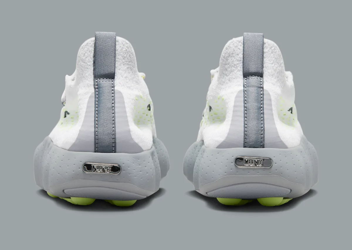 Nike Mind 002 Flyknit Pure Platinum 官图亮相,ISPA 基因解构袜套鞋面,透气飞织与铂金色调,预计夏季登场