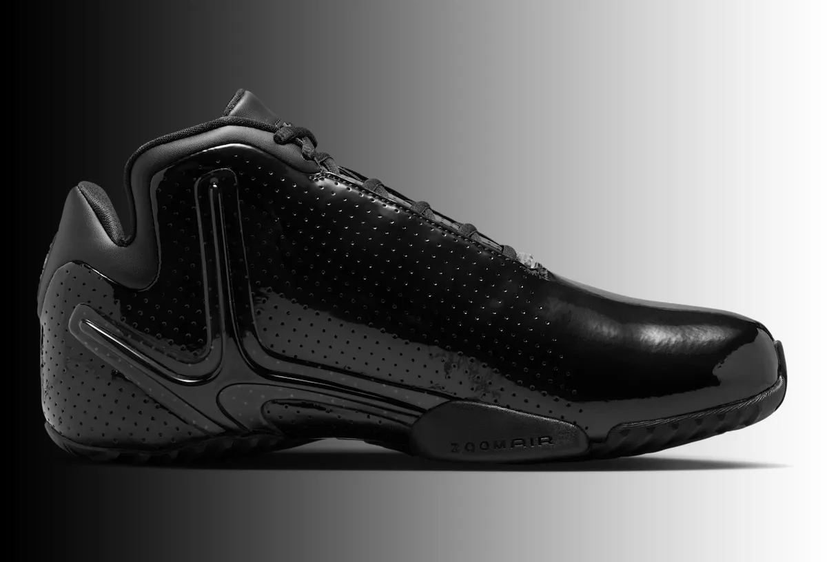 千禧速度美学的黑色回归：Nike Zoom Hyperflight ‘Black’ 2026年复刻，重塑经典赛道灵感