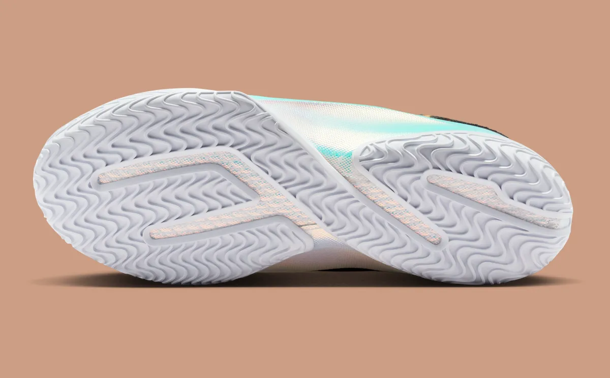 Nike LeBron 23 “Heat Wave”配色致敬热火三巨头 猎豹纹与虹彩设计重现南滩辉煌