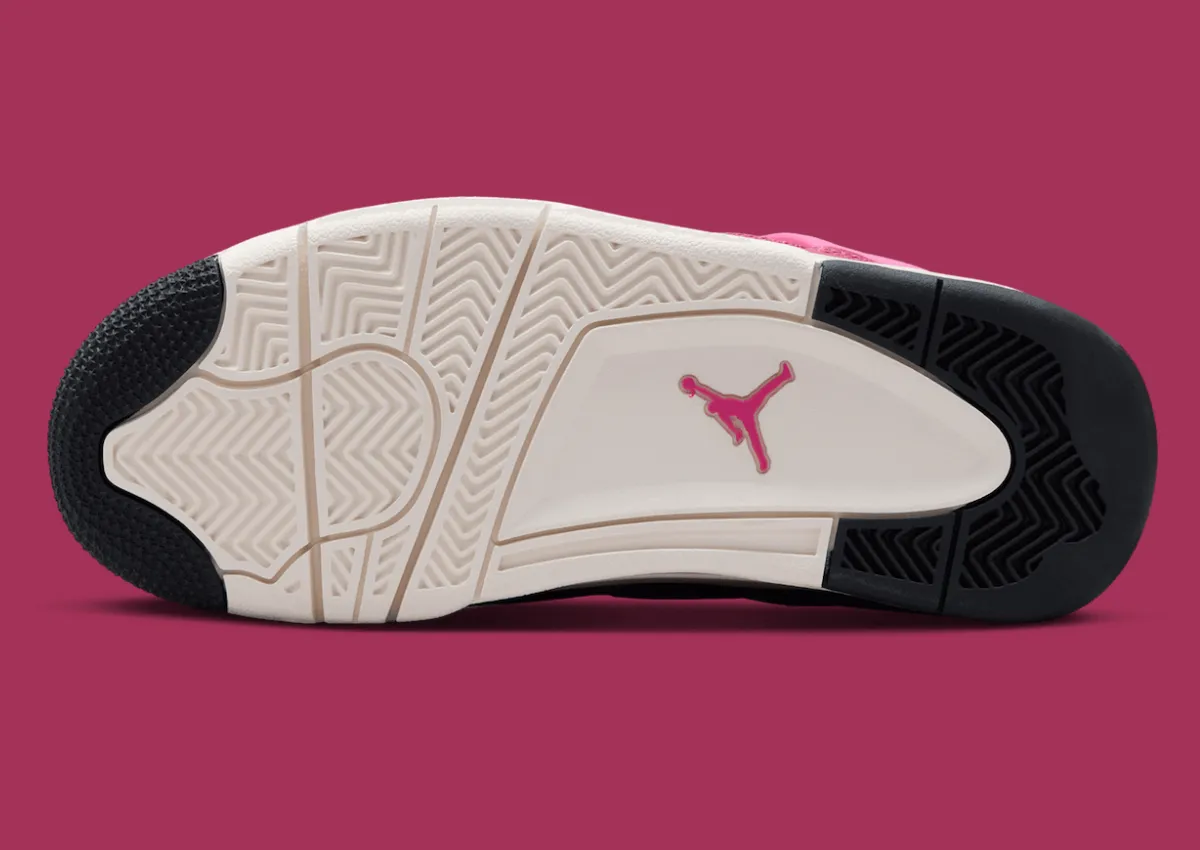 Air Jordan 4 “甜菜根”配色2026年7月2日全童码发售:甜美粉红与丹宁质感碰撞插图5 Air Jordan 4 “甜菜根”配色2026年7月2日全童码发售:甜美粉红与丹宁质感碰撞