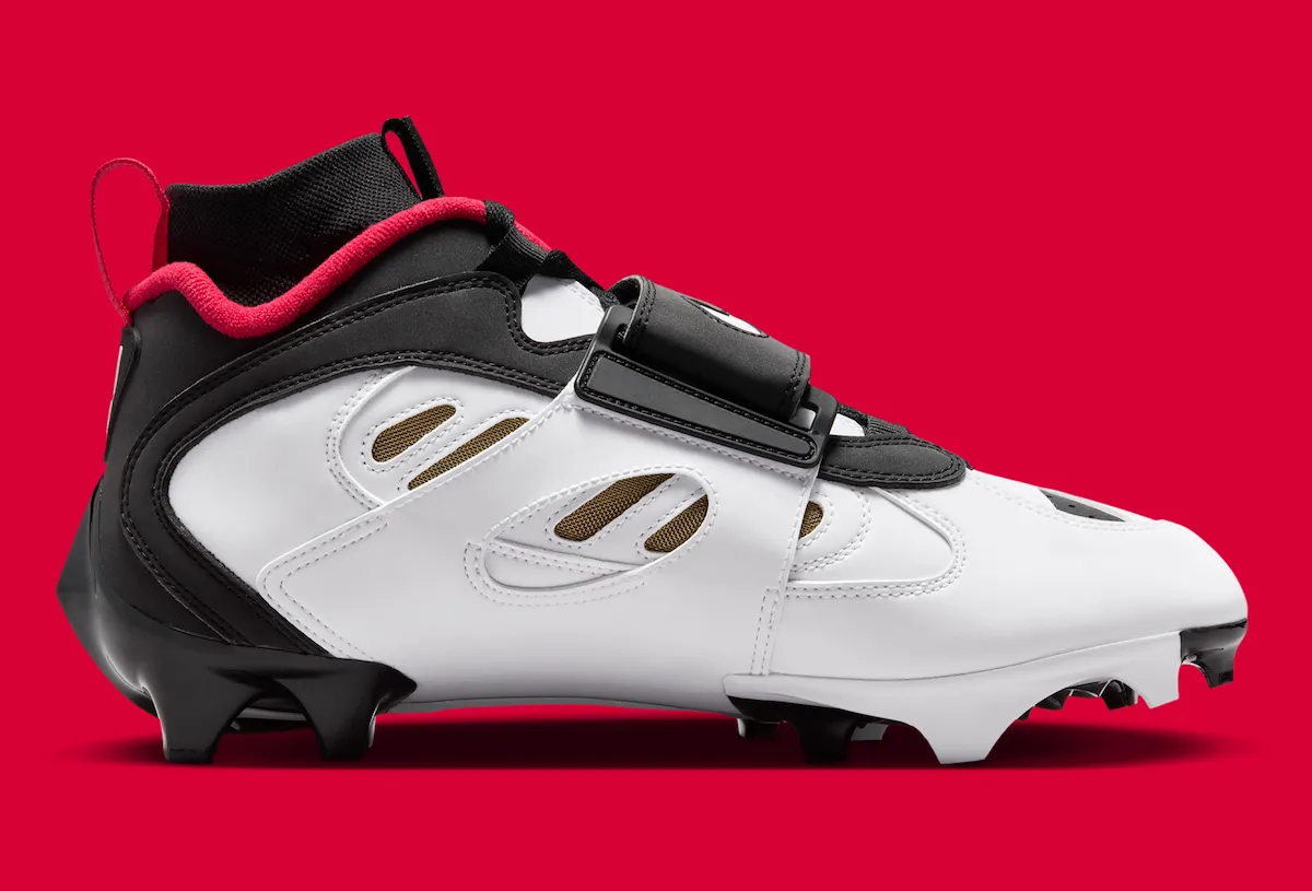 致敬双栖传奇迪昂·桑德斯,Nike Diamond Turf 2 “49ers”橄榄球鞋款复刻,经典黑红金配色重现插图2 致敬双栖传奇迪昂·桑德斯,Nike Diamond Turf 2 “49ers”橄榄球鞋款复刻,经典黑红金配色重现