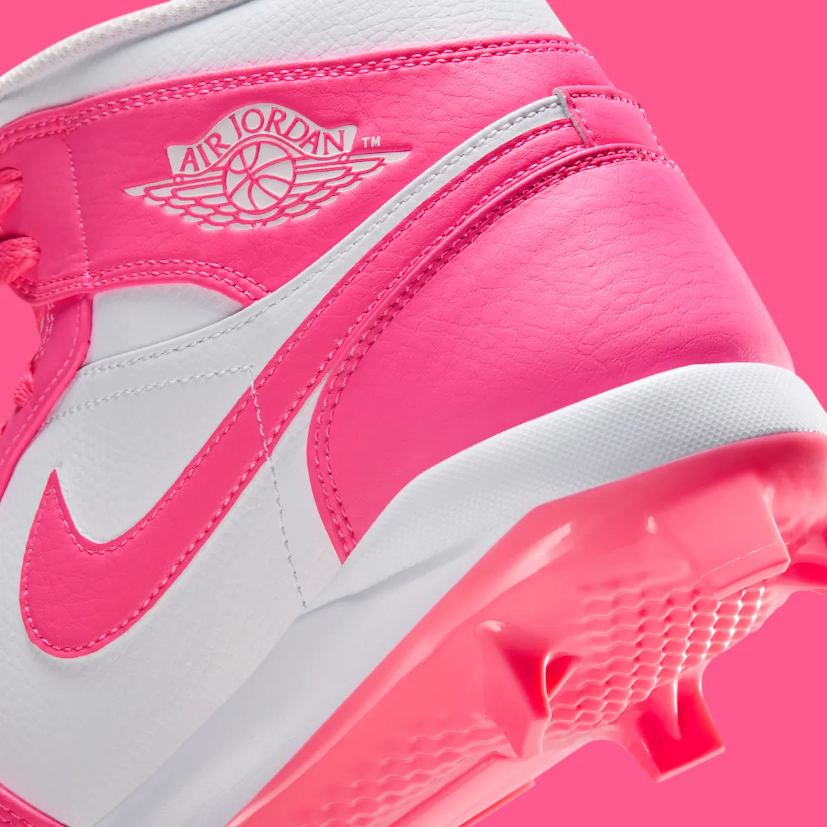 Air Jordan 1 MCS Baseball Cleats “Digital Pink”“数字粉”棒球钉鞋将于2026年春季发售