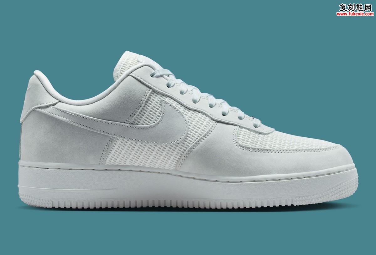 Nike Air Force 1 Low Doubles Down in “Off White” and “Summit White”以网眼重构经典轮廓