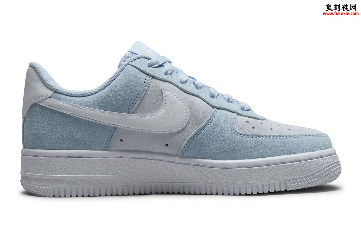 氢蓝水洗麂皮,Nike Air Force 1 Low “Hydrogen Blue” 金属金迷你勾,2026夏季登场插图2 氢蓝水洗麂皮,Nike Air Force 1 Low “Hydrogen Blue” 金属金迷你勾,2026夏季登场