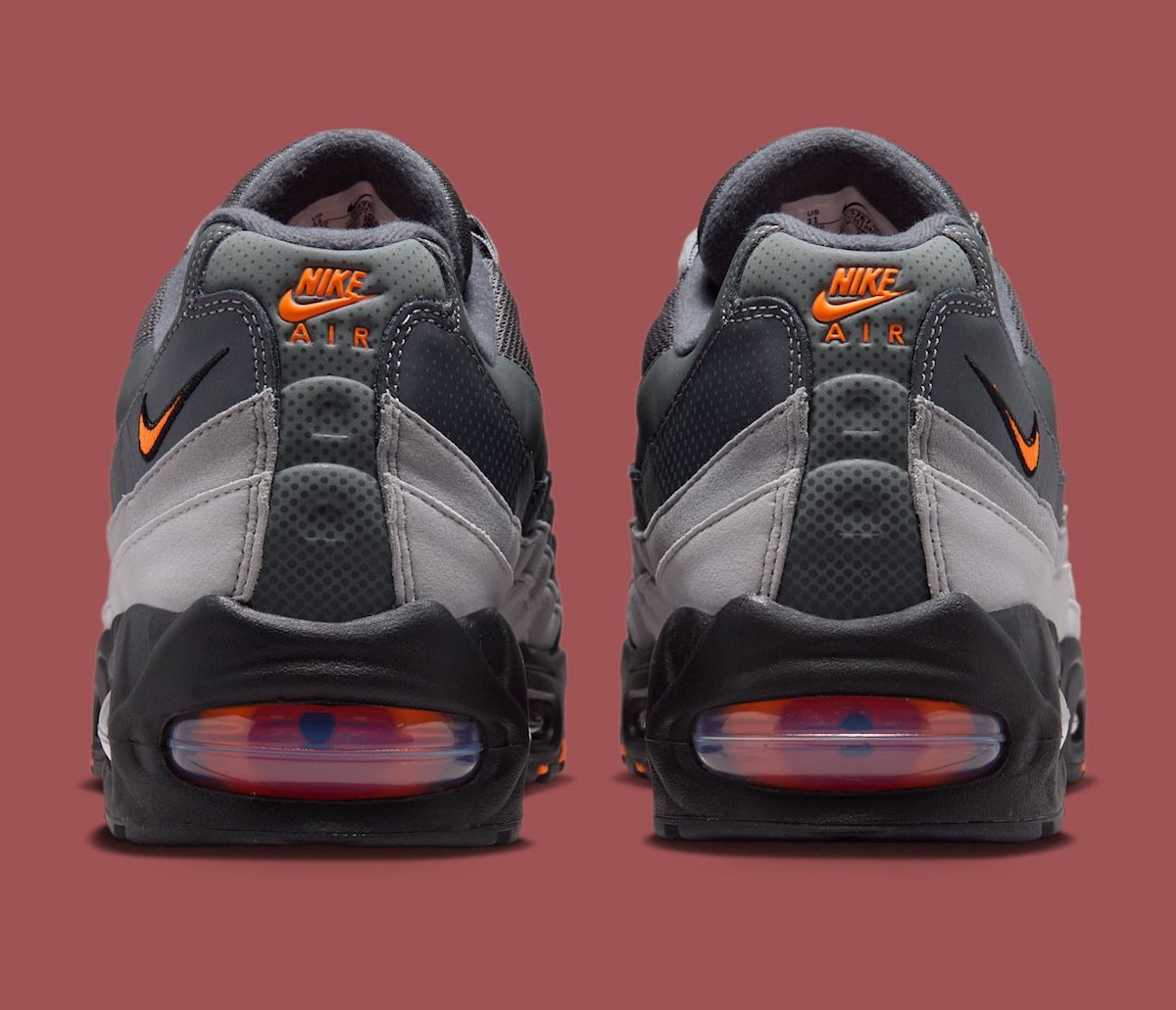 Nike Air Max 95“Black/Total Orange”黑橙渐变2026夏季发售：Big Bubble升级版