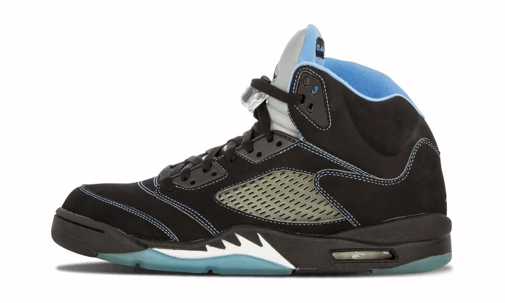经典黑蓝浪潮再临：Air Jordan 5 ‘Black/University Blue’ 二十周年纪念版定档2026年8月复刻