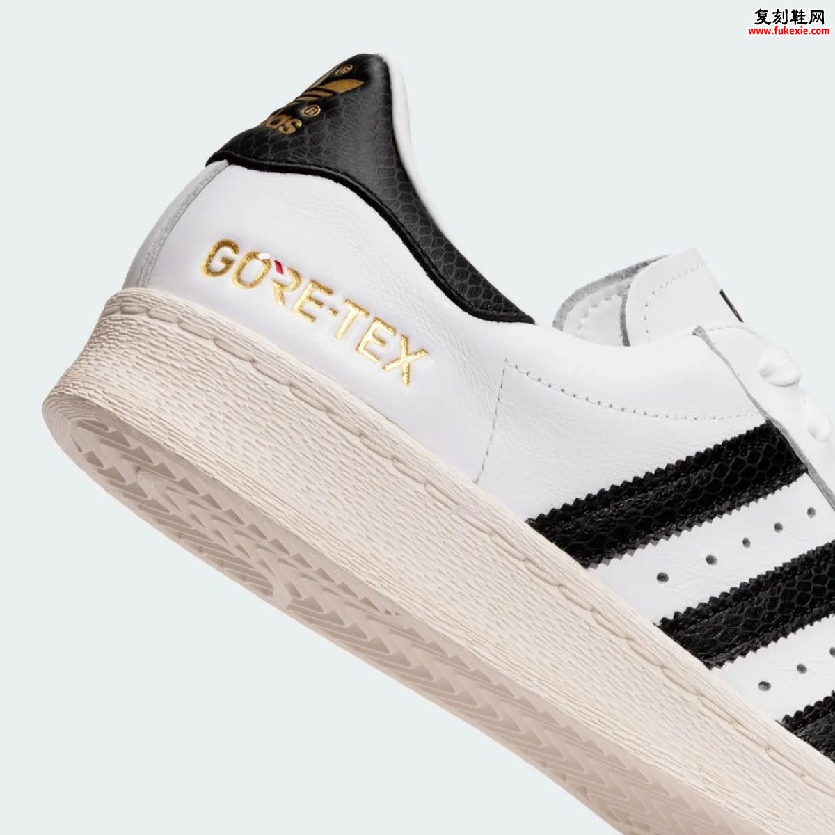 atmos联名阿迪达斯Superstar GORE-TEX版 经典贝壳头重塑机能新风尚