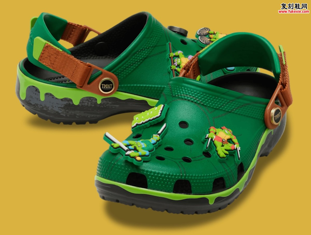 忍者神龟 x Crocs 联名洞洞鞋，绿色龟壳鞋面与施莱德金属盔甲双款齐发，附赠角色智必星