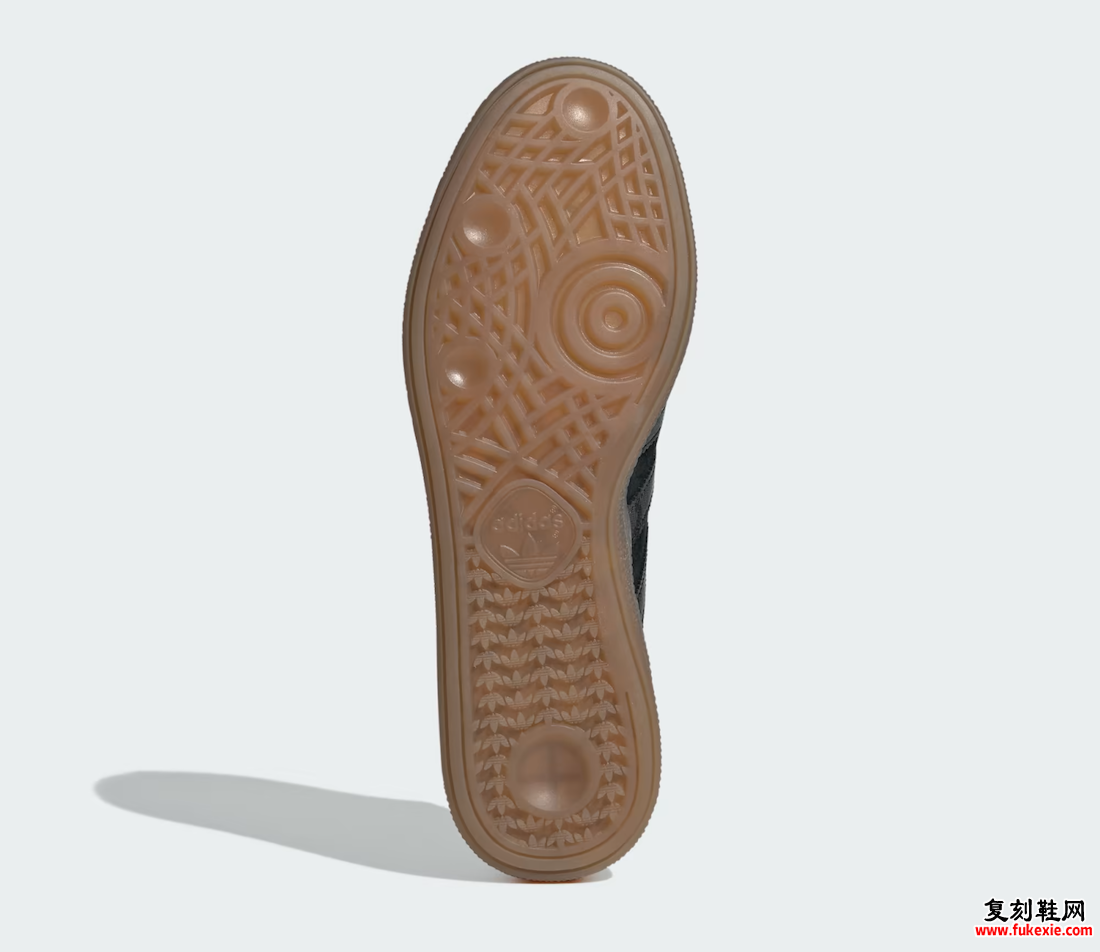 MAHARISHI X ADIDAS HANDBALL SPEZIAL “BLACK GUM” 登场