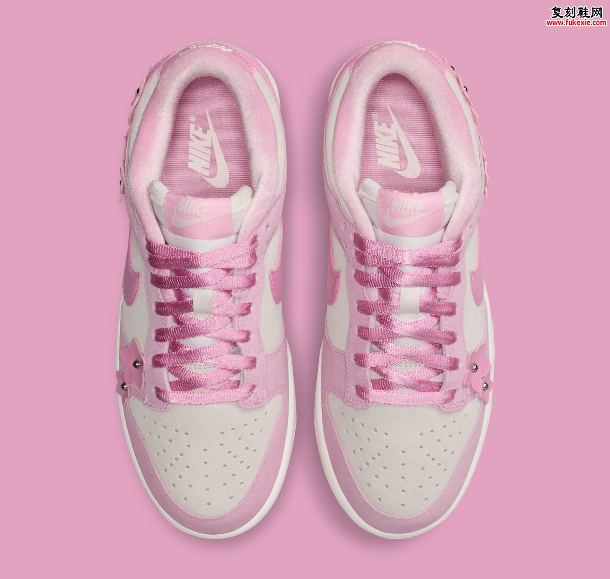 Nike Dunk Low “Pink Flowers” 立体粉花装饰 2026夏季女款前瞻插图3 Nike Dunk Low “Pink Flowers” 立体粉花装饰 2026夏季女款前瞻