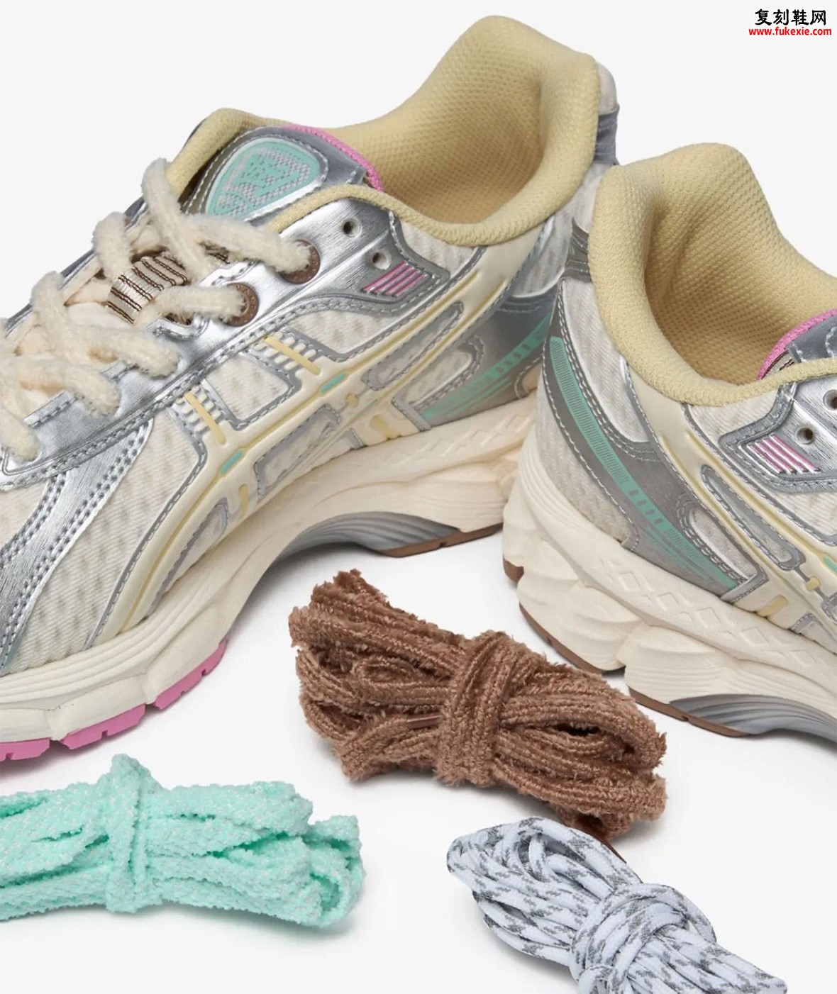 VandyThePink将草莓与香蕉船融为一炉，ASICS GEL-Kayano 12.1那不勒斯冰淇淋配色7月1日登场