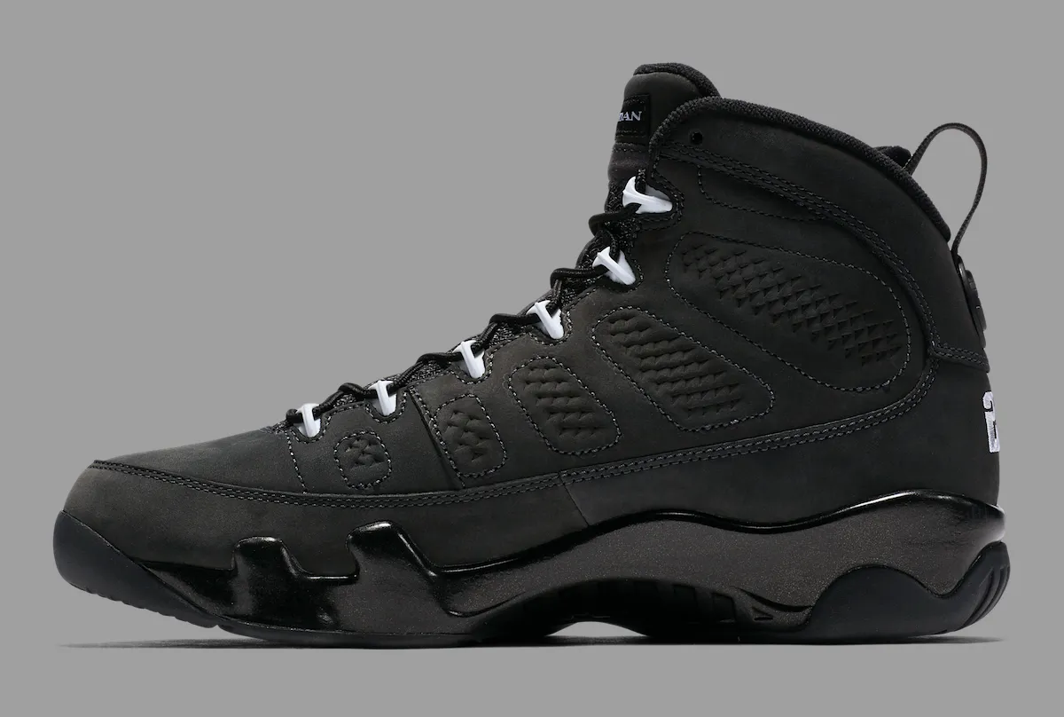 俄勒冈鸭队PE配色影子：Air Jordan 9 “Anthracite” 虽已停产仍可二级市场寻